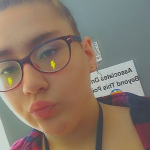 Meet your Posher, Kelsey